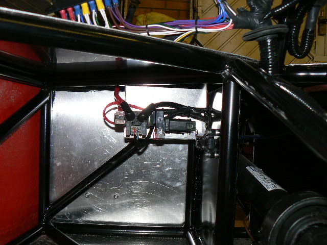 Rescued attachment Electrics on battery tray.JPG